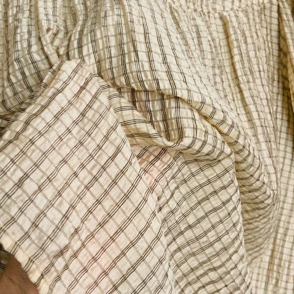 Beige shiny pucker top balloon sleeves L - Picture 3 of 6